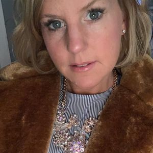 Meet your Posher, Katherine